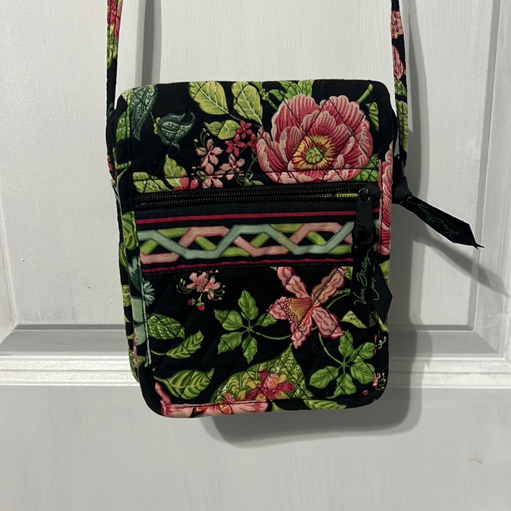 Vera Bradley small bag total strap length is 60 inches